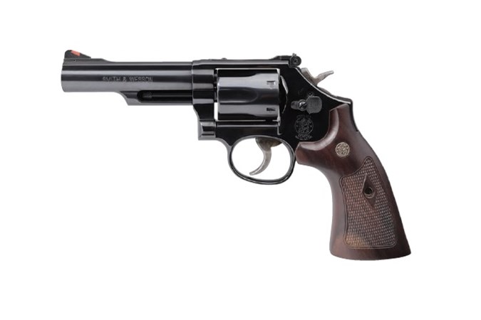 Smith and Wesson 19 357 Magnum | 38 Special Revolver - Lipseys.com